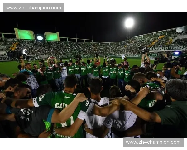 跌落的凤凰与不屈的盾牌：沙佩科恩斯的不朽传奇